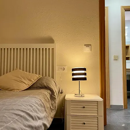 Ava Senia 4-1 Appartement *